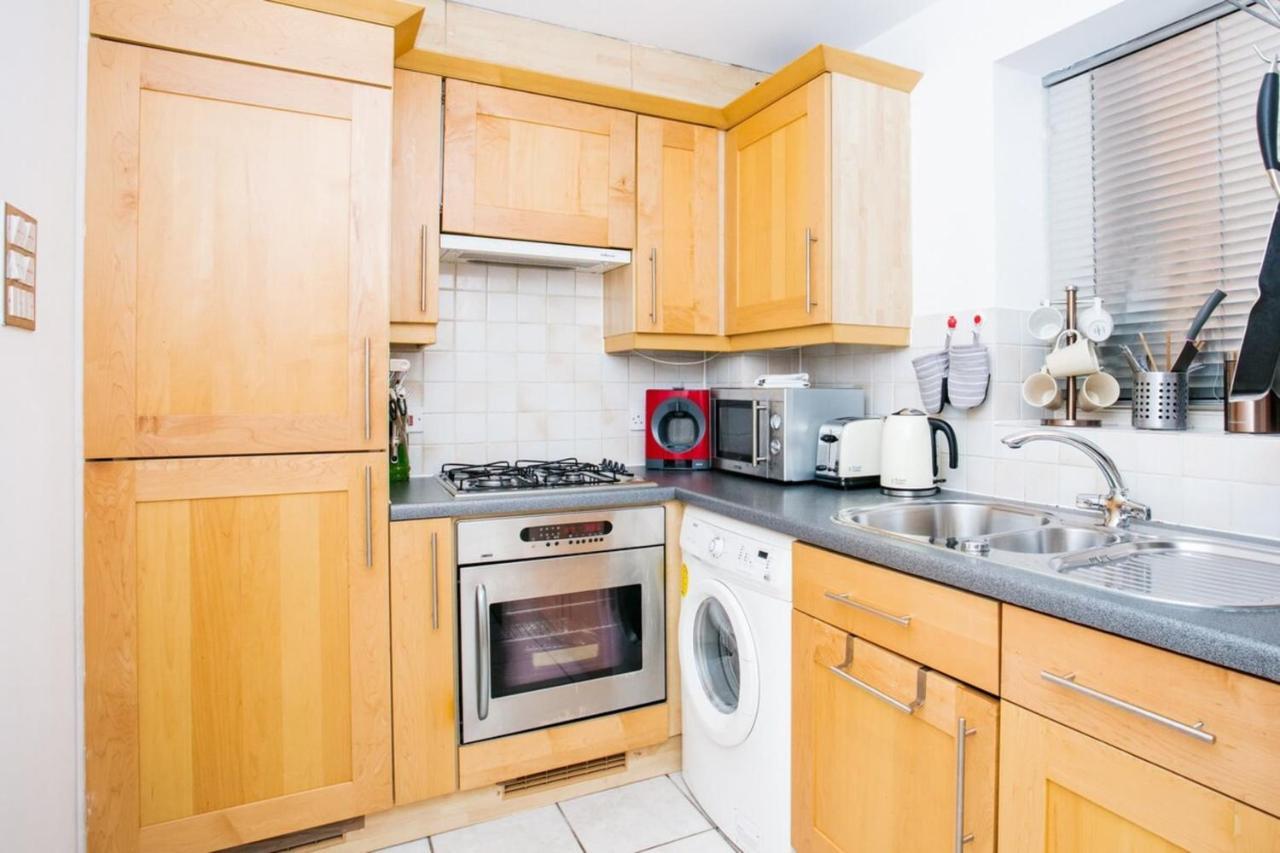 1 Bedroom Apartment On The Riverbank Near St Paul'S Лондон Екстер'єр фото