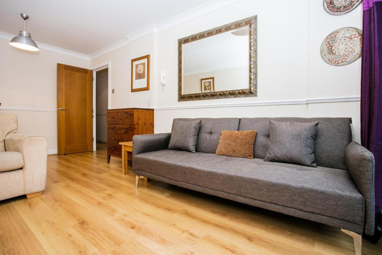 1 Bedroom Apartment On The Riverbank Near St Paul'S Лондон Екстер'єр фото